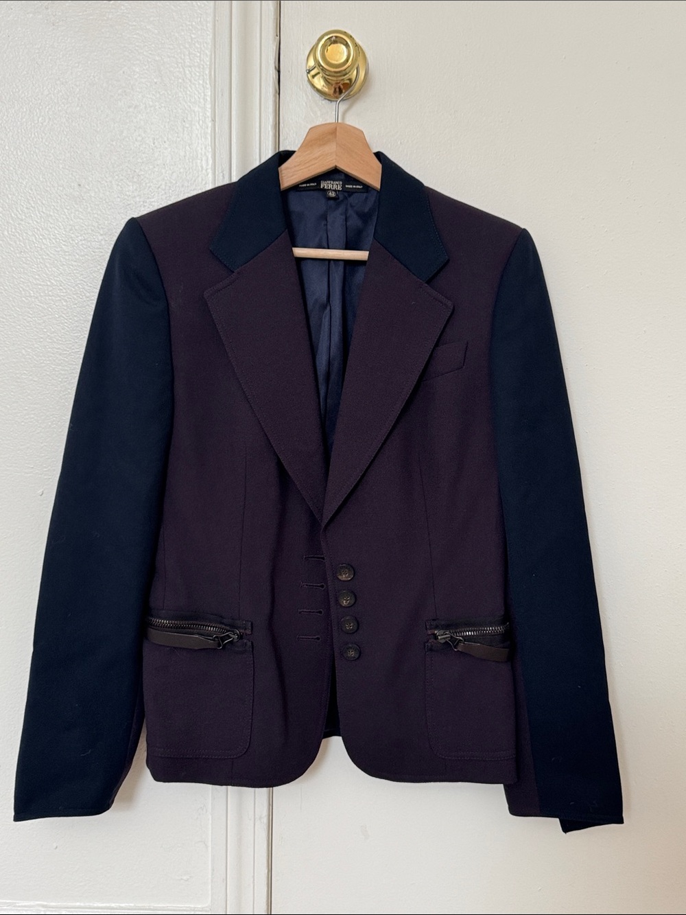 Gianfranco Ferré Two-Tone Plum Body with Navy Sleeves Blazer